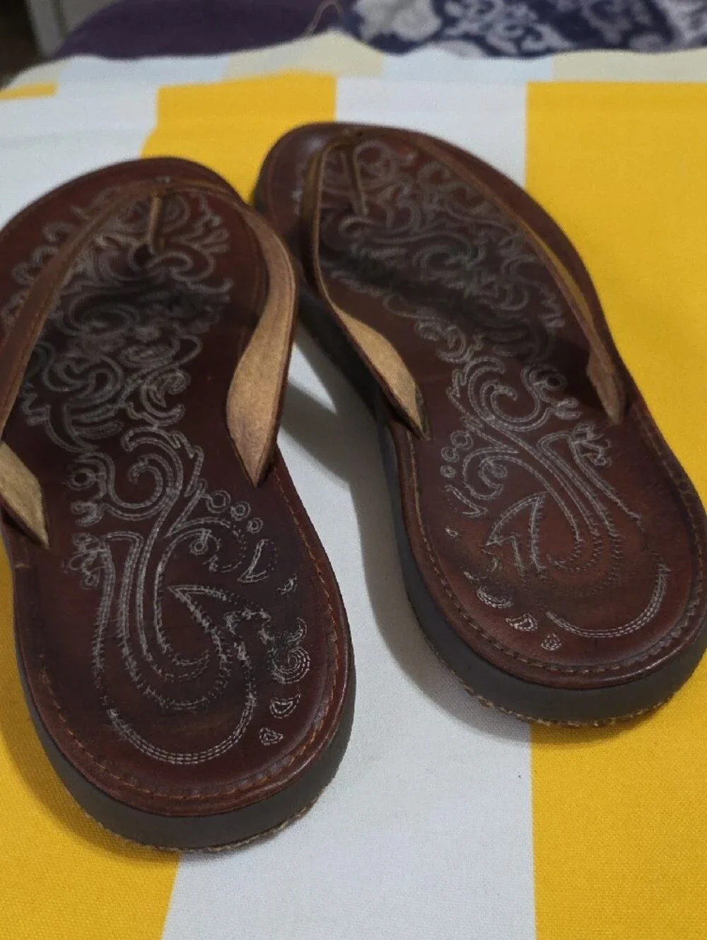 OluKai Brown Leather Women's Embroidered Flip-Flop Sandals